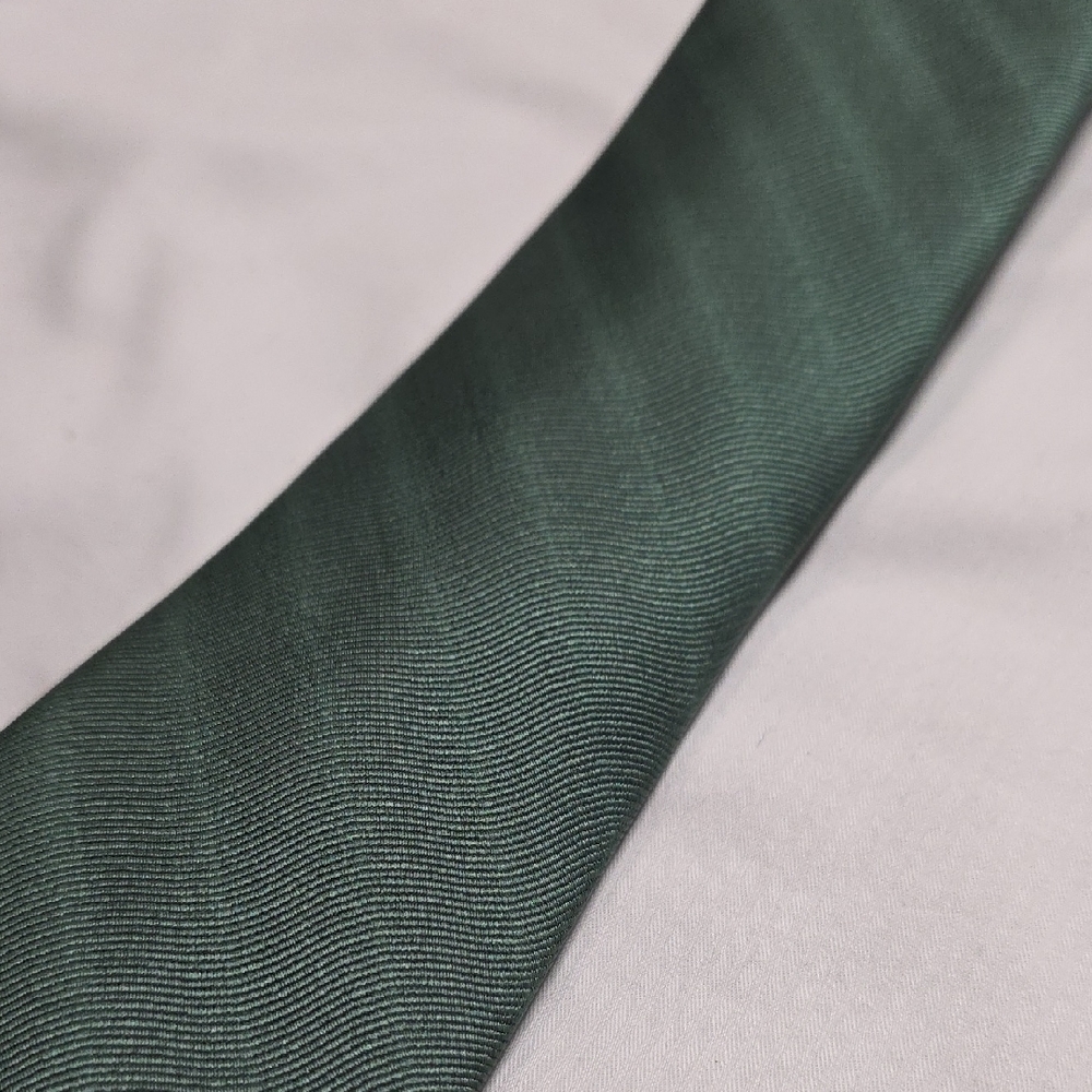 Van Heusen Green Tie